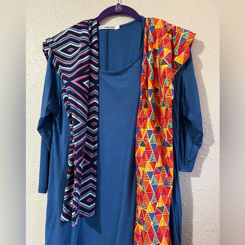 Buy 2 pair of leggings get the top for free!